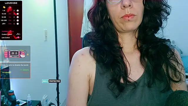 Snapshot of thecherry_Paulette chatting on 01/17/26, 02:38 thecherry Paulette online show from 01/17/26, 02:38