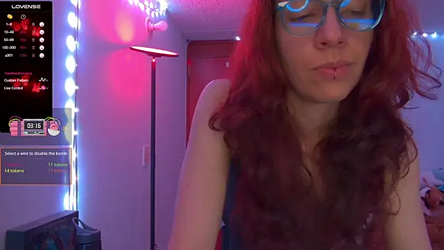 Snapshot of thecherry_Paulette chatting on 03/31/26, 04:35 thecherry Paulette online show from 03/31/26, 04:35