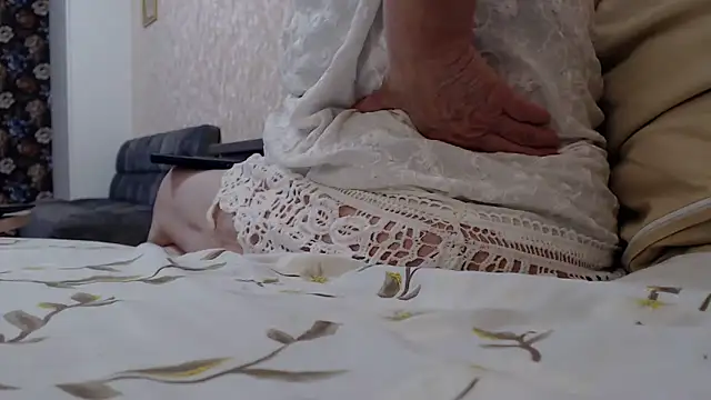 Snapshot of Anabelldestiny chatting on 06/12/26, 08:30 Anabelldestiny online show from 06/12/26, 08:30