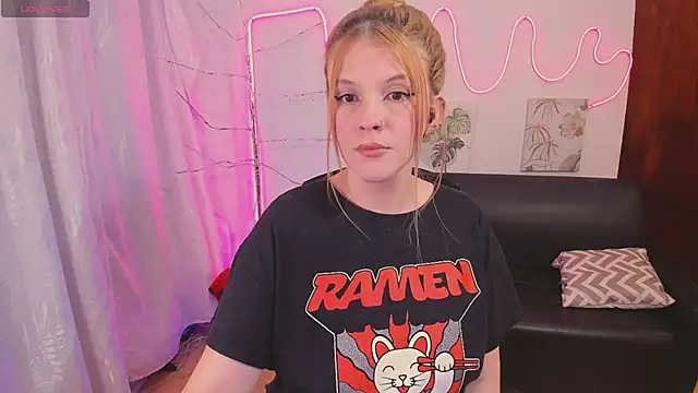 MillySandlerr online show from 05/01/26, 05:56