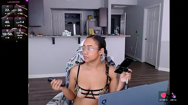 RylHoneyy online show from 06/15/26, 07:16