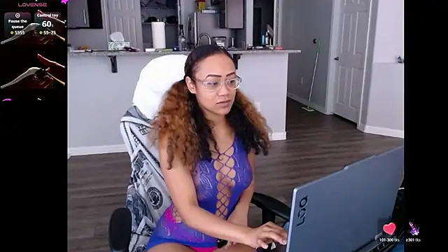 RylHoneyy online show from 06/23/26, 06:50