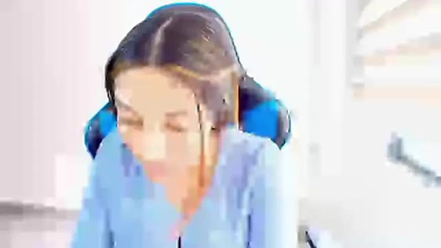 sophiax-x online show from 06/08/26, 04:07