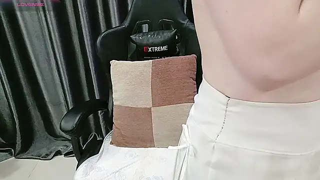 Yuki-yio online show from 07/21/26, 01:19