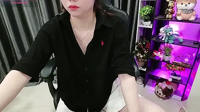 Yuki-yio online show from 07/30/26, 01:15