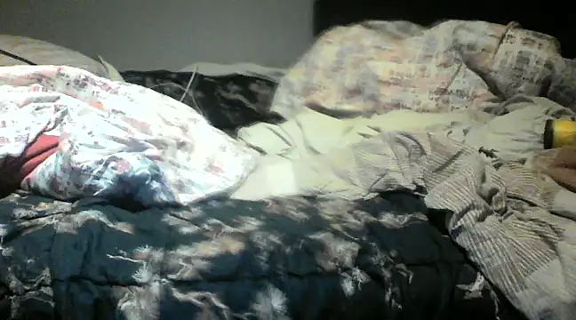 Snapshot of sexylover2525 chatting on 03/21/25, 09:12 sexylover2525 online show from 03/21/25, 09:12