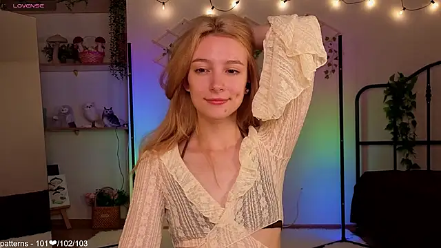 berrry girl online show from 05/26/26, 05:03