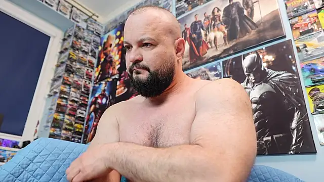 Muscle Bear online show from 04/04/26, 05:16