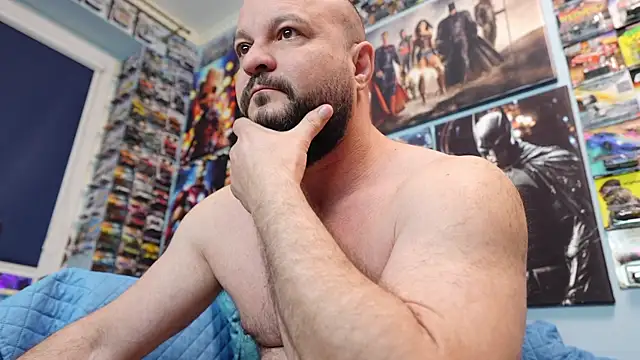 Muscle Bear online show from 04/14/26, 06:41
