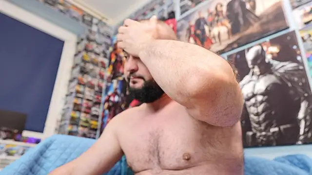 Muscle Bear online show from 04/21/26, 05:47