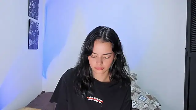 Abby Saenz01 online show from 09/24/25, 06:00