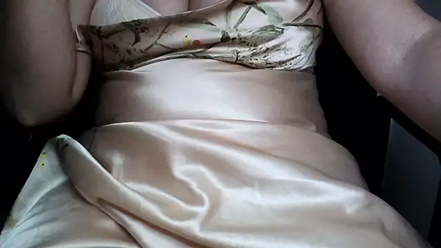 Snapshot of Nora_NRI chatting on 10/24/25, 08:16 Nora NRI online show from 10/24/25, 08:16