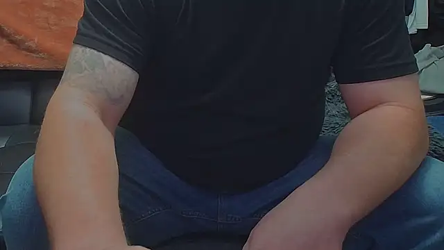 Snapshot of AwesomePapaya chatting on 12/05/25, 02:20 AwesomePapaya online show from 12/05/25, 02:20