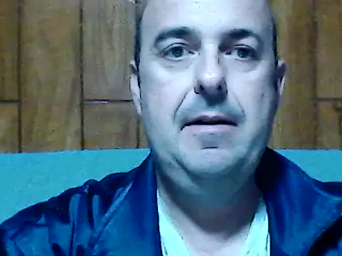 Snapshot of Hot-pico76 chatting on 12/21/25, 05:42 Hot-pico76 online show from 12/21/25, 05:42