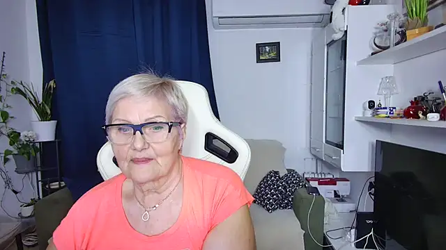 Selenna57 online show from 04/07/26, 05:35