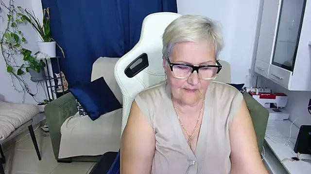 Selenna57 online show from 05/08/26, 04:56