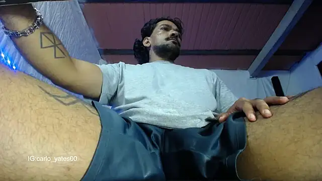 Snapshot of Carlo_yates chatting on 02/08/26, 01:42 Carlo yates online show from 02/08/26, 01:42