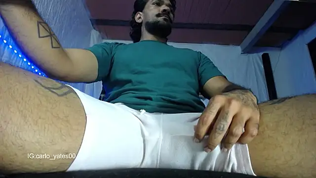 Snapshot of Carlo_yates chatting on 02/16/26, 01:24 Carlo yates online show from 02/16/26, 01:24