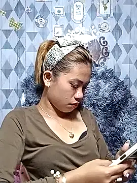 Snapshot of Cutie_body11 chatting on 01/13/25, 03:12 Cutie body11 online show from 01/13/25, 03:12