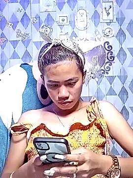 Snapshot of Cutie_body11 chatting on 01/27/25, 01:48 Cutie body11 online show from 01/27/25, 01:48