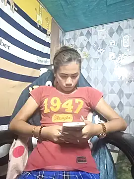 Snapshot of Cutie_body11 chatting on 02/03/25, 12:36 Cutie body11 online show from 02/03/25, 12:36