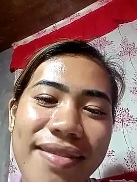 Snapshot of Cutie_body11 chatting on 03/10/25, 12:40 Cutie body11 online show from 03/10/25, 12:40