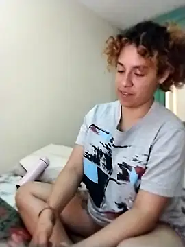 Snapshot of EmmaMelissa0521 chatting on 01/06/26, 12:03 EmmaMelissa0521 online show from 01/06/26, 12:03