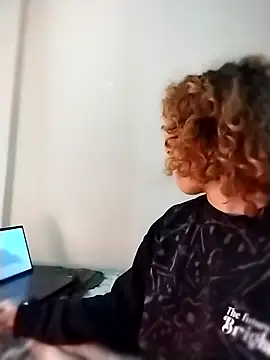 Snapshot of EmmaMelissa0521 chatting on 01/19/26, 01:53 EmmaMelissa0521 online show from 01/19/26, 01:53