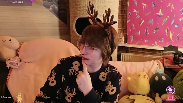 GamerGirl Eve online show from 11/21/25, 06:17