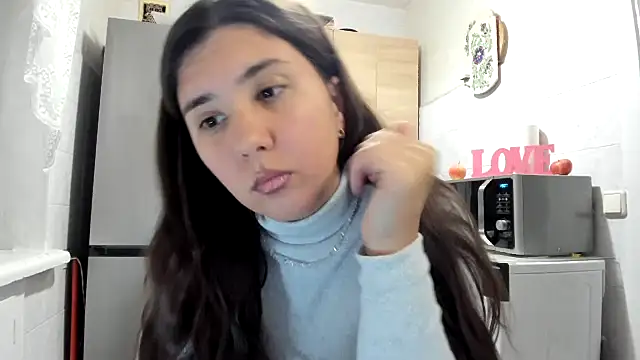 MiaMarrone online show from 10/12/25, 04:06