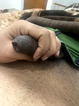 Snapshot of bigshow112 chatting on 11/17/25, 07:08 bigshow112 online show from 11/17/25, 07:08