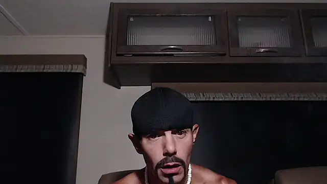 Snapshot of ThickD2C chatting on 07/22/26, 03:15 ThickD2C online show from 07/22/26, 03:15