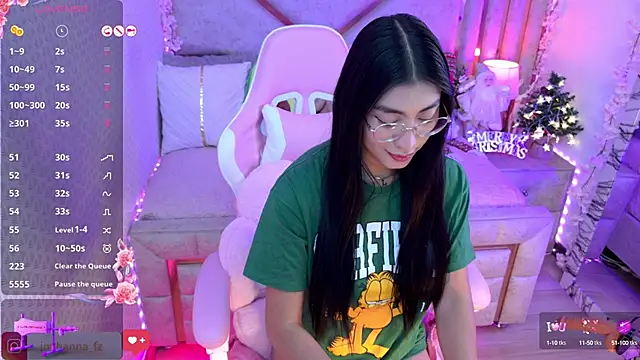 Snapshot of shanon- chatting on 12/18/24, 11:40 shanon- online show from 12/18/24, 11:40