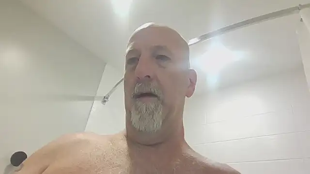 Snapshot of Yankeedave420 chatting on 01/16/26, 09:24 Yankeedave420 online show from 01/16/26, 09:24