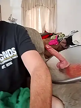 Snapshot of Yankeedave420 chatting on 02/22/26, 06:39 Yankeedave420 online show from 02/22/26, 06:39