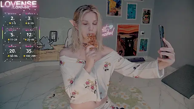 Careful i bite online show from 09/24/25, 05:55