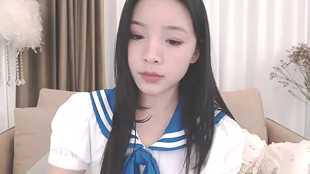 Sara1113 online show from 12/29/24, 04:40