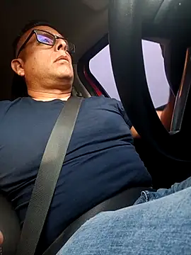 chicoguapo8 online show from 11/05/25, 10:10