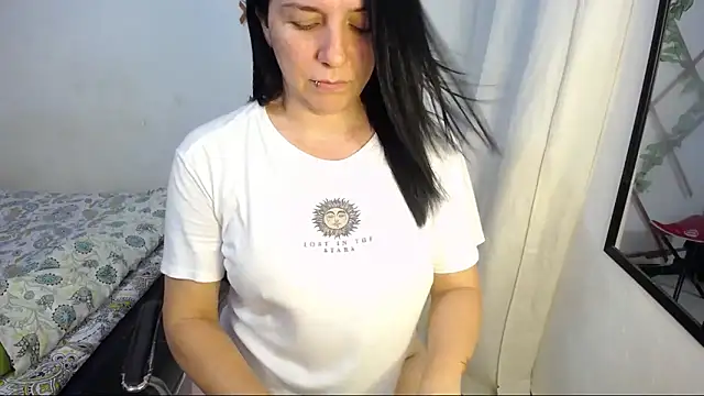 alexa milsf online show from 12/17/24, 04:12