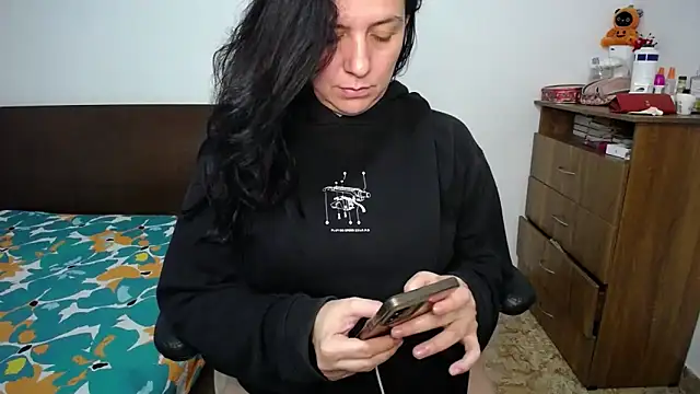 alexa milsf online show from 05/06/26, 02:29