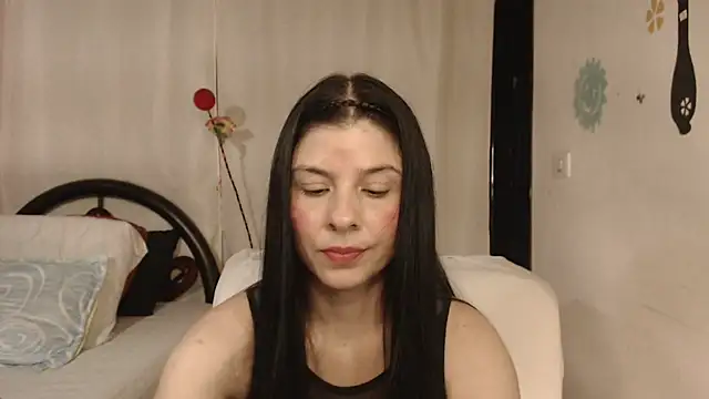 Estefani 32 online show from 09/26/25, 04:44