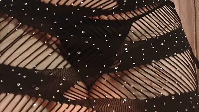 Estefani 32 online show from 10/10/25, 05:12