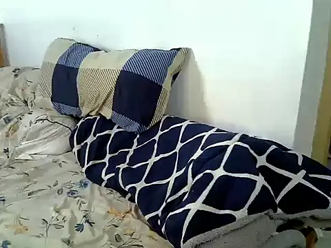 purplescarlet online show from 06/14/26, 02:24