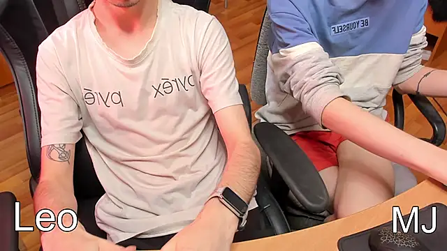 teelimata online show from 02/19/25, 10:12