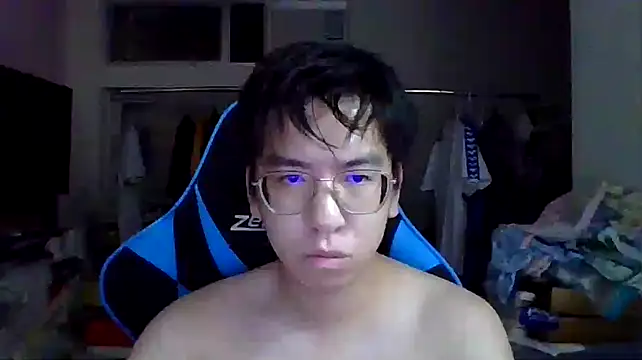 Snapshot of charlie_xdd chatting on 12/10/24, 12:16 charlie xdd online show from 12/10/24, 12:16