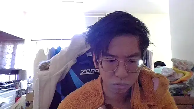 Snapshot of charlie_xdd chatting on 01/11/25, 06:14 charlie xdd online show from 01/11/25, 06:14