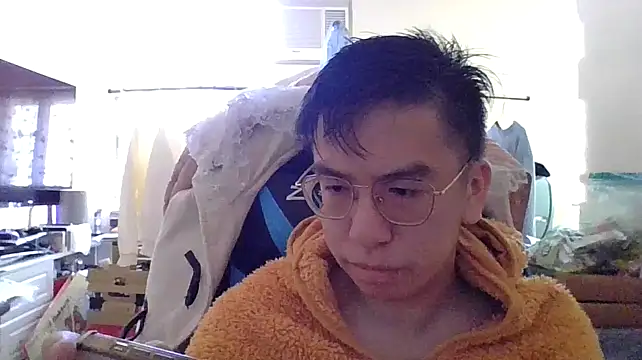 Snapshot of charlie_xdd chatting on 01/19/25, 05:48 charlie xdd online show from 01/19/25, 05:48