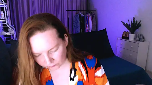 Snapshot of GoddessLara chatting on 01/14/25, 11:48 GoddessLara online show from 01/14/25, 11:48