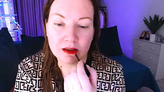 Snapshot of GoddessLara chatting on 03/14/25, 05:05 GoddessLara online show from 03/14/25, 05:05