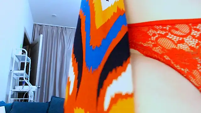 Snapshot of GoddessLara chatting on 09/25/25, 10:57 GoddessLara online show from 09/25/25, 10:57